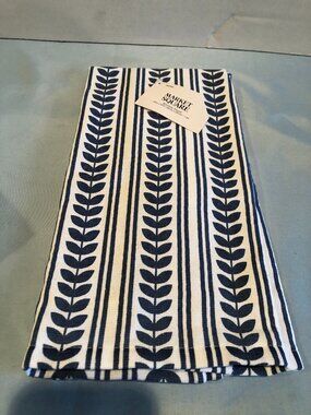 NWT Market Square Kitchen Dish Towel Blue & White #F54